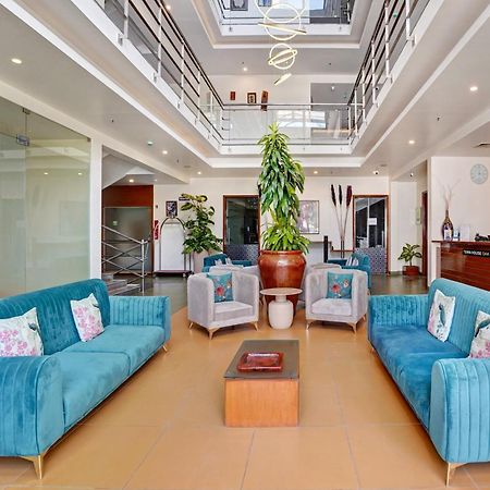 Astra Hotels & Suites - Marathalli Bangalore Esterno foto