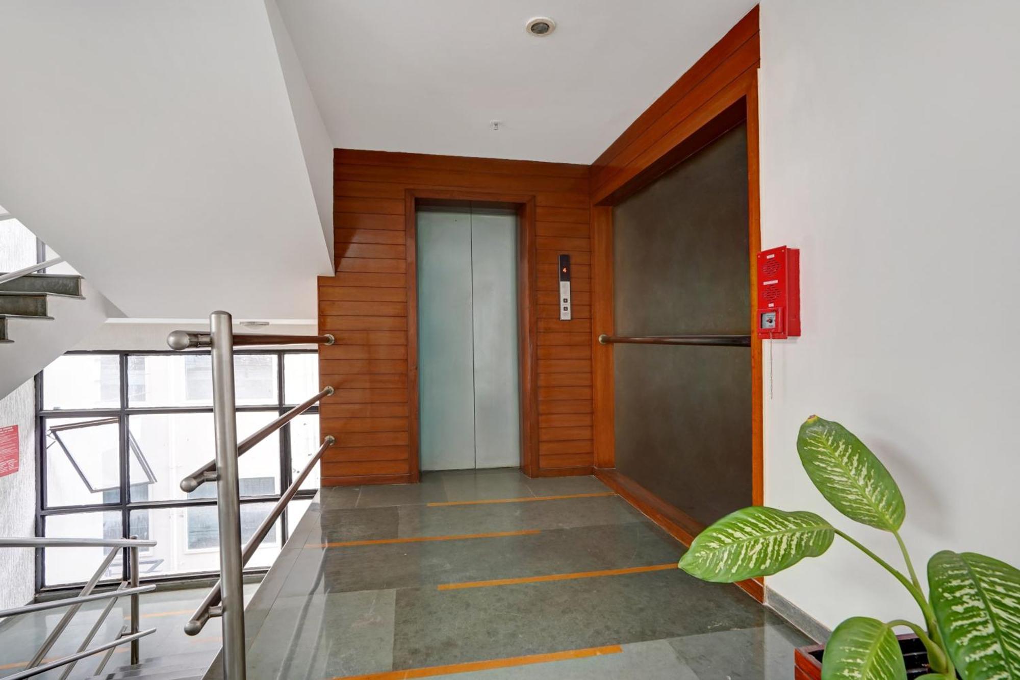 Astra Hotels & Suites - Marathalli Bangalore Esterno foto