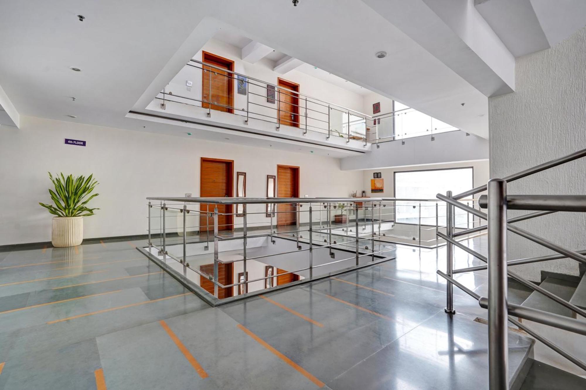 Astra Hotels & Suites - Marathalli Bangalore Esterno foto