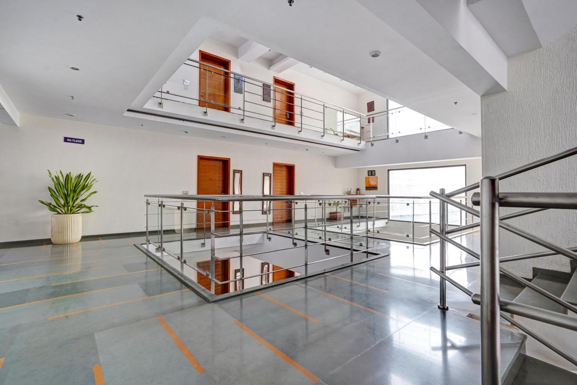 Astra Hotels & Suites - Marathalli Bangalore Esterno foto