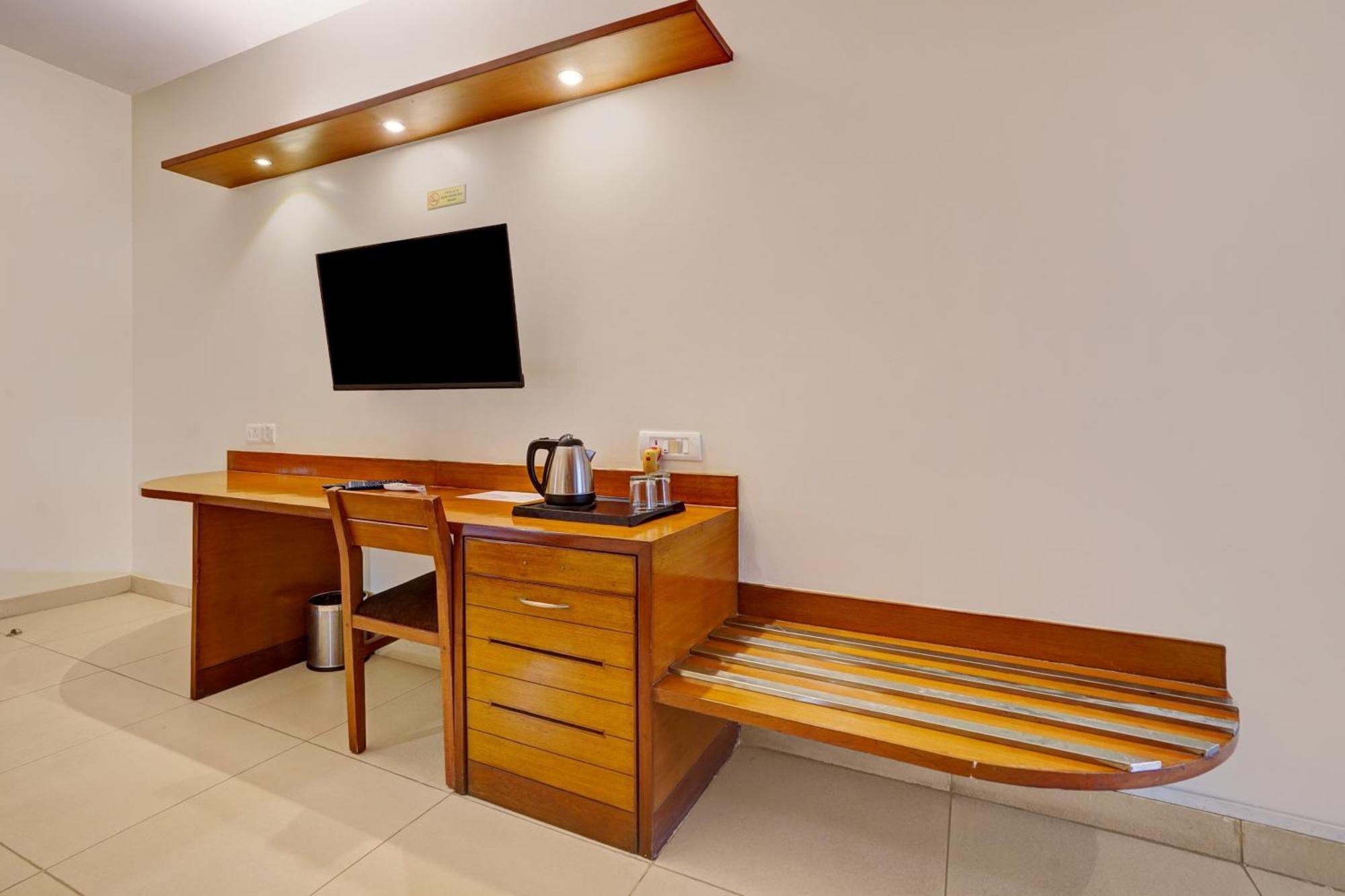 Astra Hotels & Suites - Marathalli Bangalore Esterno foto
